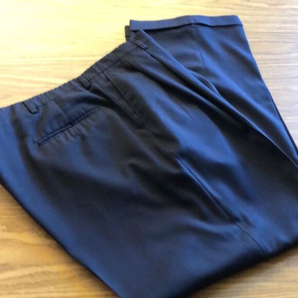 Hagar men’s dress pants size 38 x 31 like new - Picture 1 of 2
